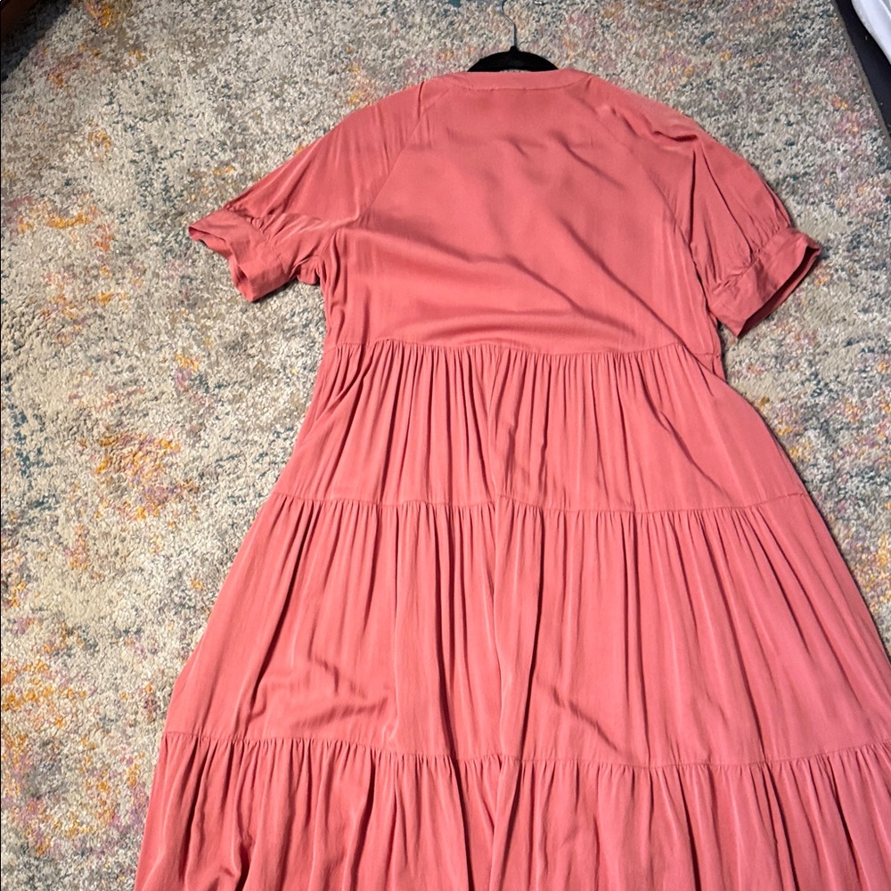 Wonderly Coral Maxi Dress - Picture 9 of 9